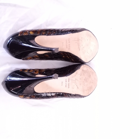 GIUSEPPE ZANOTTI Snake Print Peep-Toe Heels - Picture 7 of 9